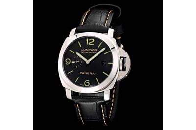 Superb Panerai Luminor Marina Arabic Hour Marker Black Dial Date Small Seconds Black Leather Watch