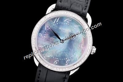 Ladies Hermes Arceau Quartz PM 28mm Ref 040144WW00 Paved Diamonds Bezel Watch 